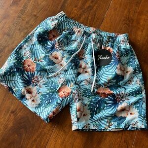 Franks Australia Swim Trunks. Men’s XL. Maui Sky with pockets. New with Tags.